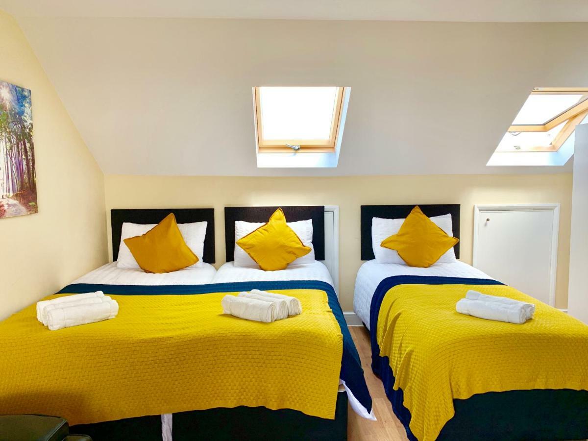 London Studio Apartments, Private Bathrooms And Parking อิลฟอร์ด ภายนอก รูปภาพ