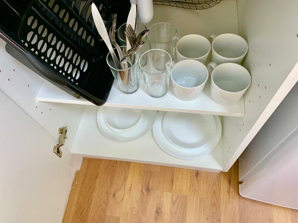 London Studio Apartments, Private Bathrooms And Parking อิลฟอร์ด ภายนอก รูปภาพ